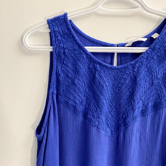 Flowy Blue Tank Top - Picture 2 of 4